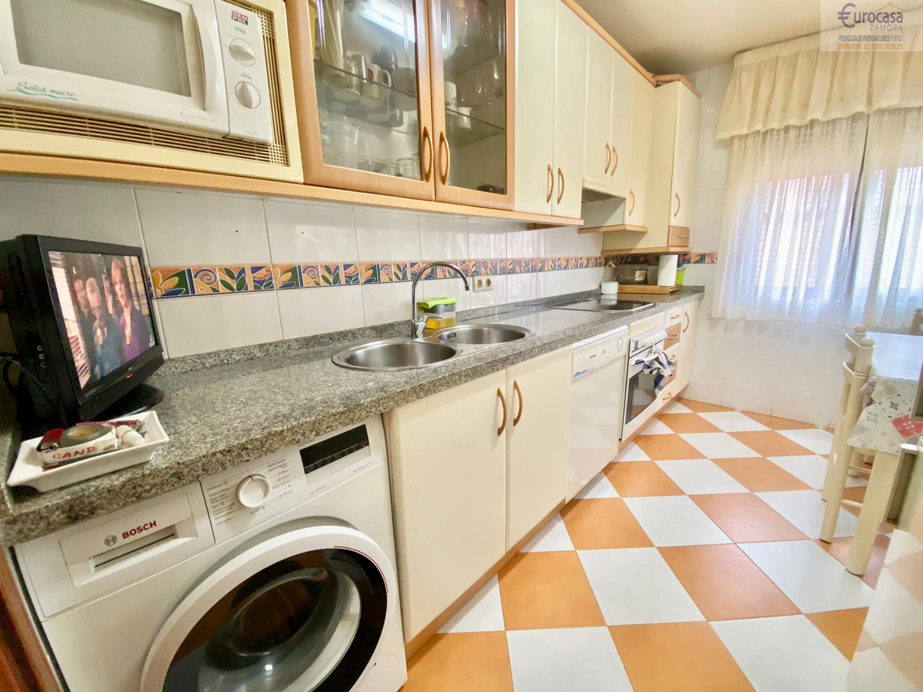 For sale of flat in Zamora