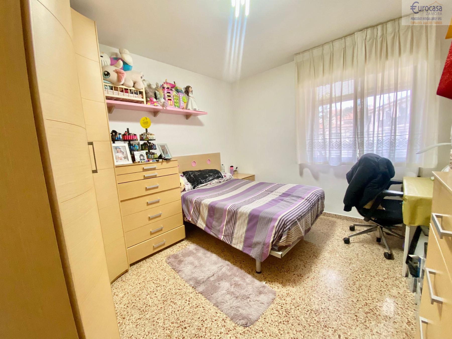 For sale of flat in Zamora