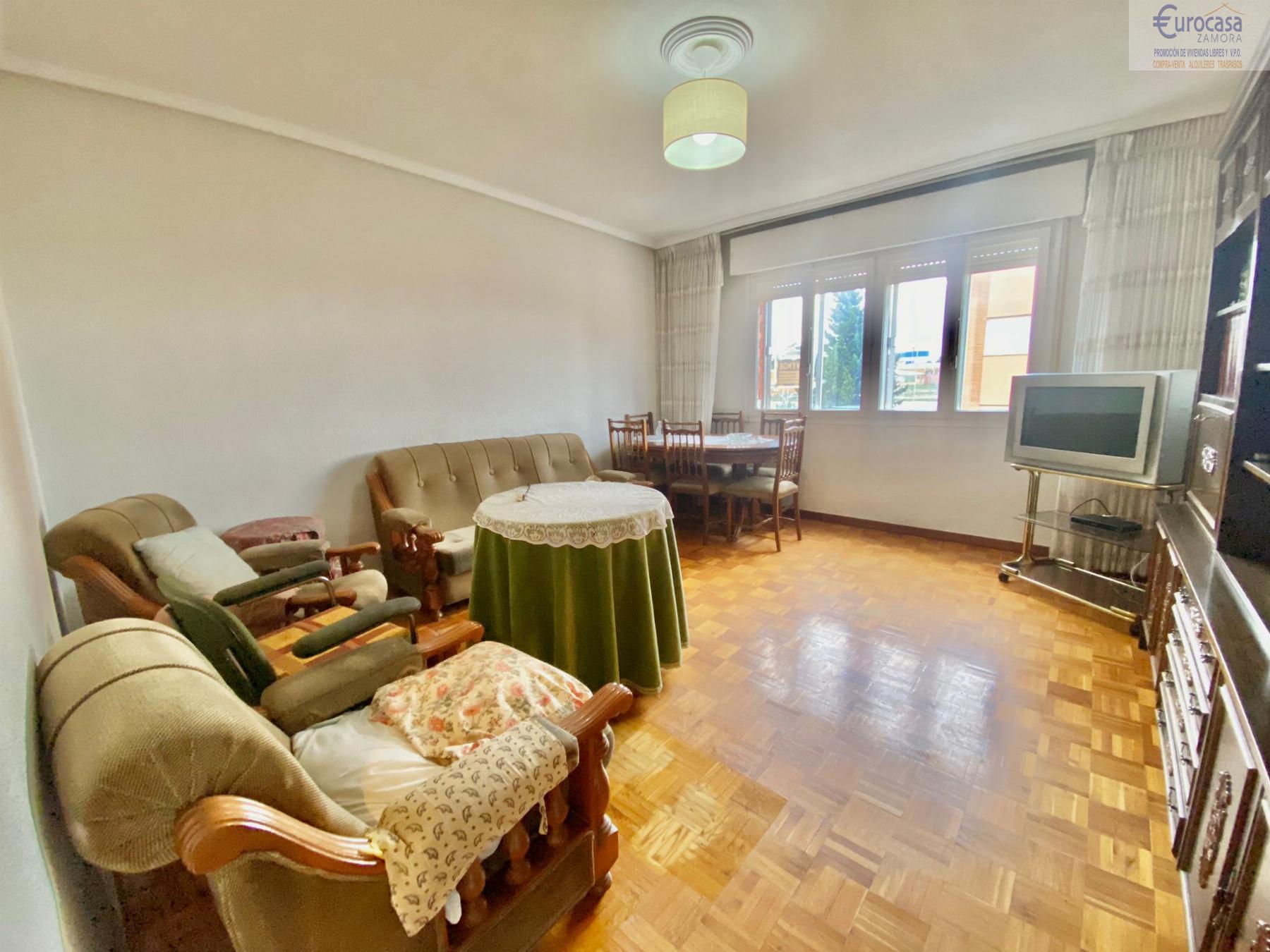 For sale of flat in Zamora