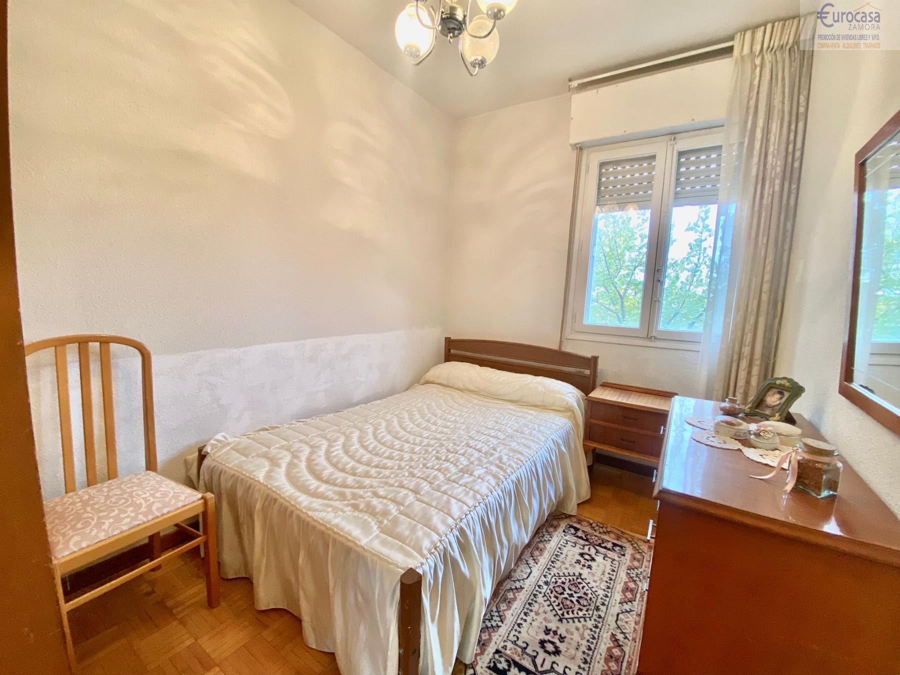 For sale of flat in Zamora