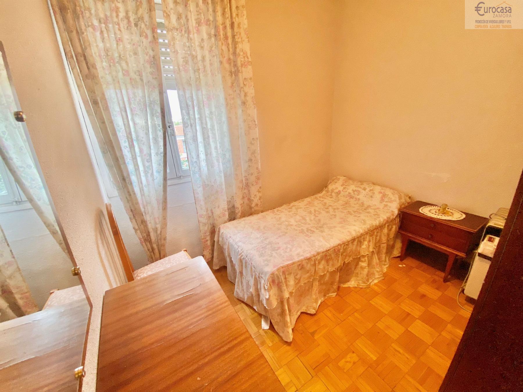 For sale of flat in Zamora