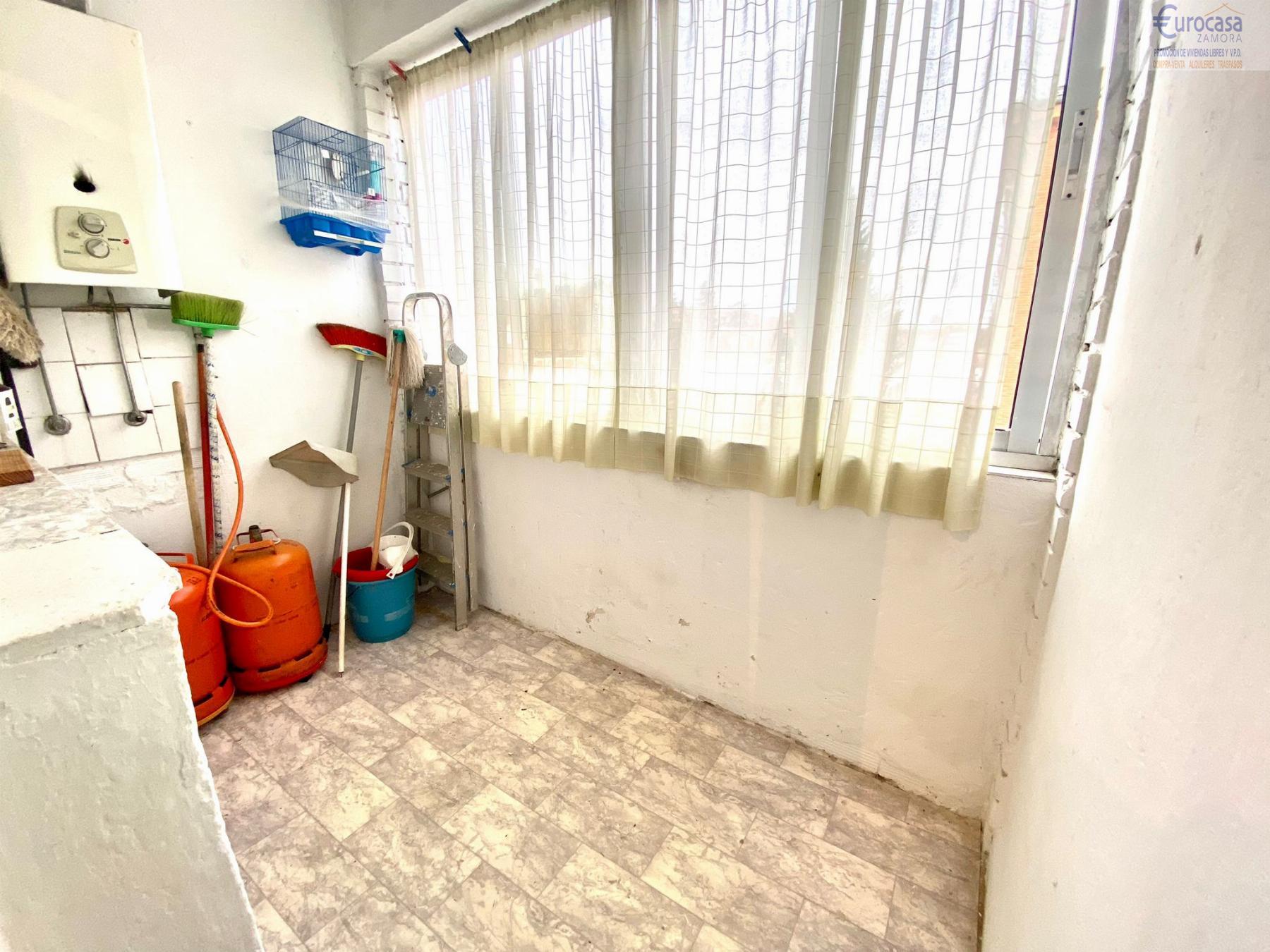 For sale of flat in Zamora