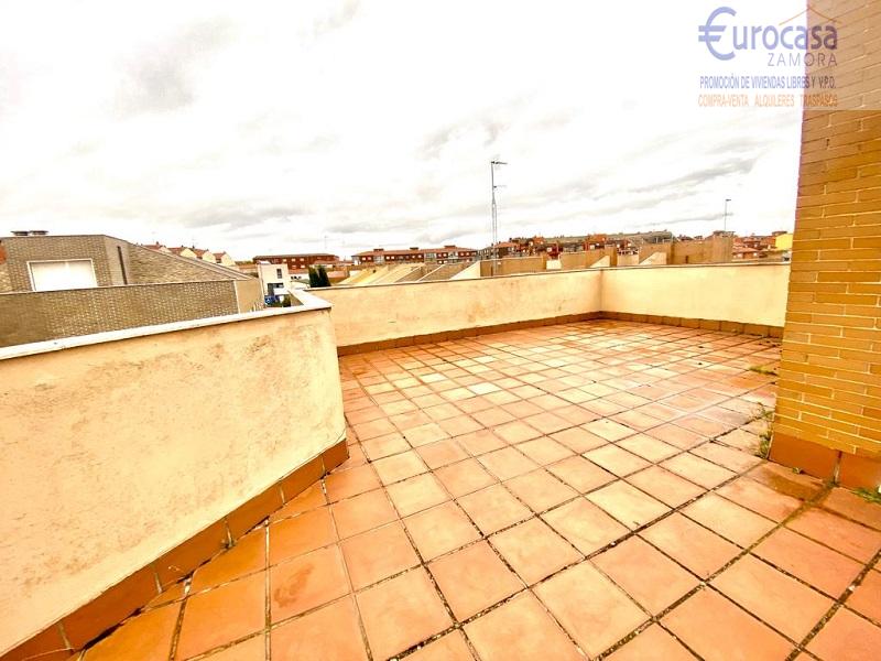 For sale of chalet in Zamora
