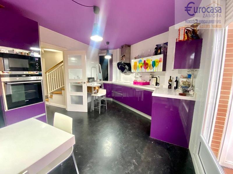 For sale of chalet in Zamora