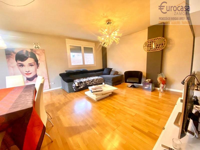 For sale of chalet in Zamora