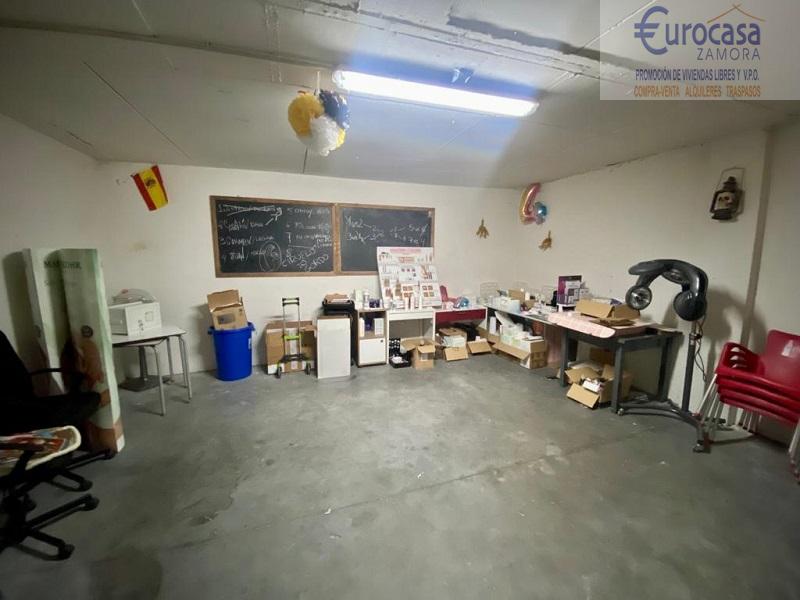 For sale of chalet in Zamora
