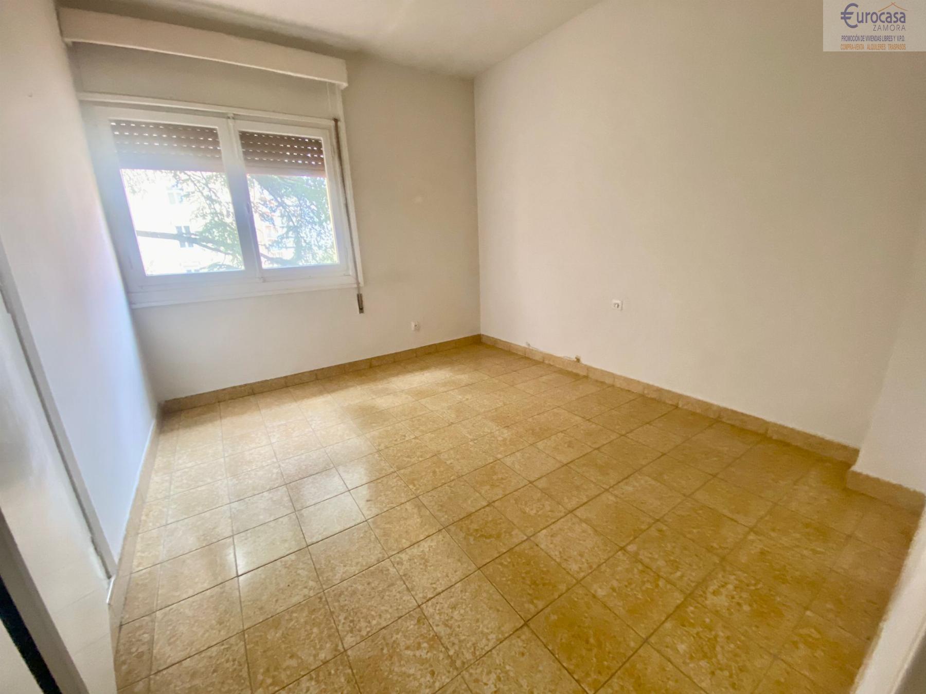 For sale of flat in Zamora