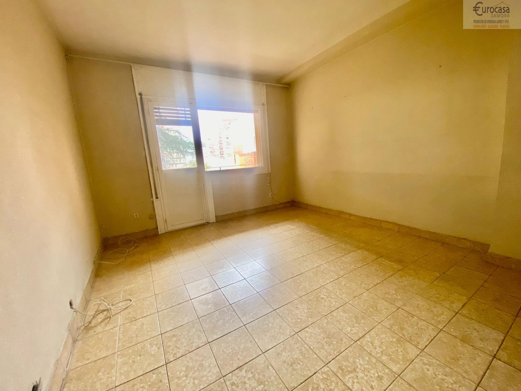 For sale of flat in Zamora