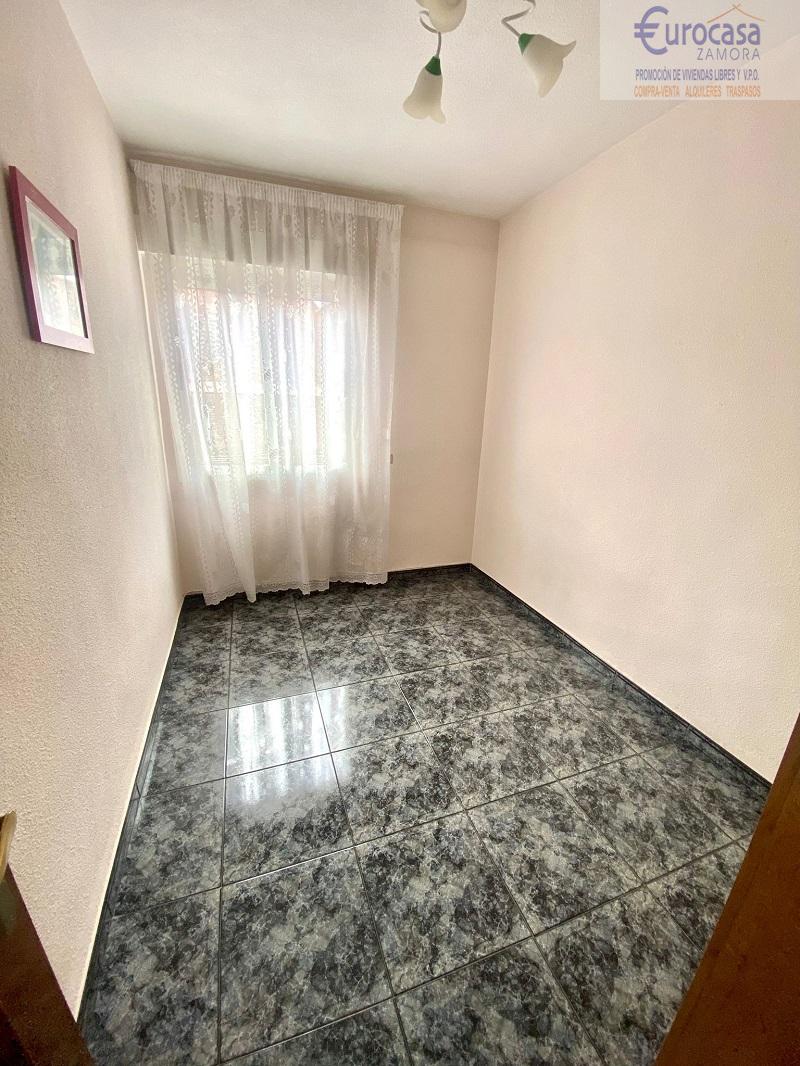 For sale of flat in Zamora