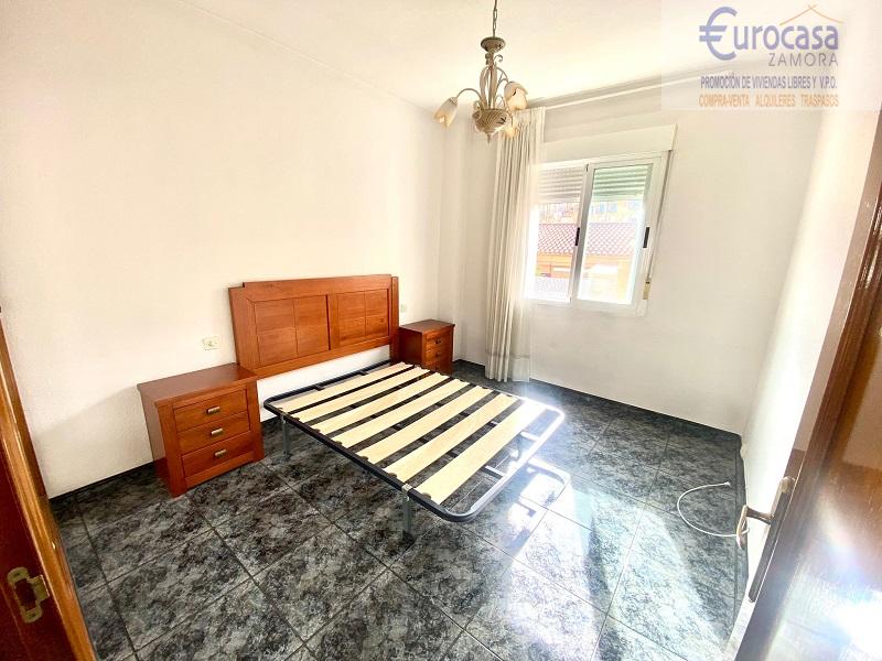 For sale of flat in Zamora