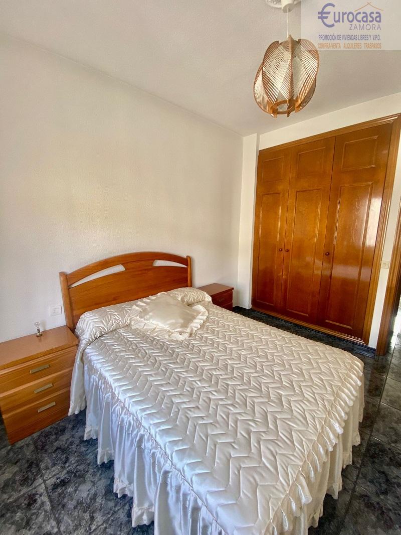 For sale of flat in Zamora