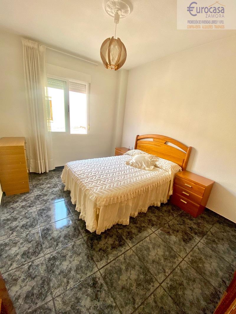 For sale of flat in Zamora