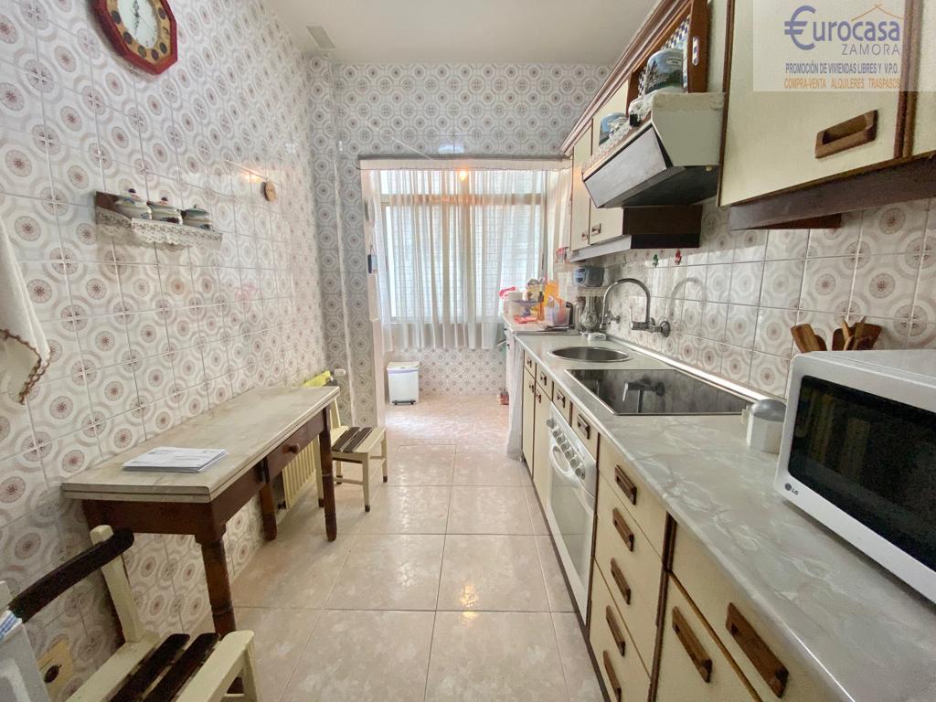 For sale of flat in Zamora