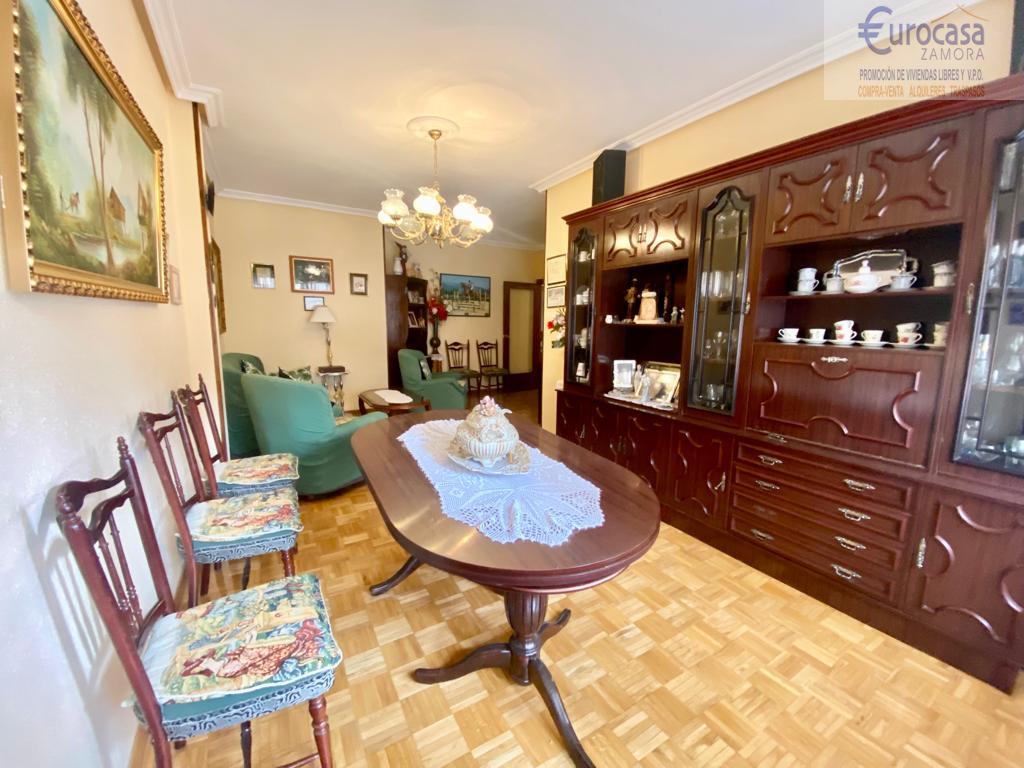 For sale of flat in Zamora