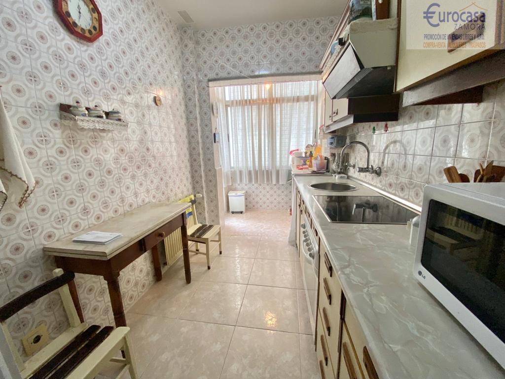 For sale of flat in Zamora
