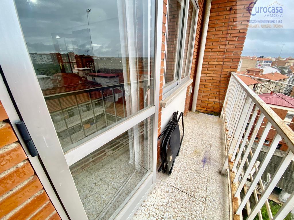 For sale of flat in Zamora