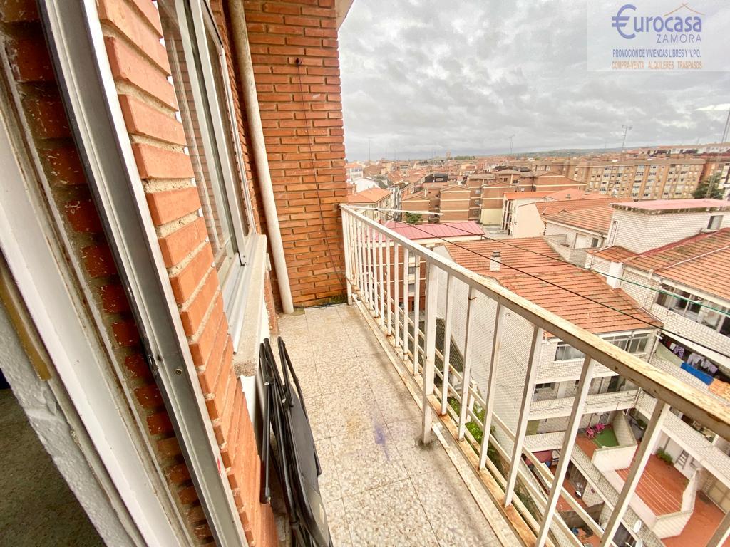 For sale of flat in Zamora