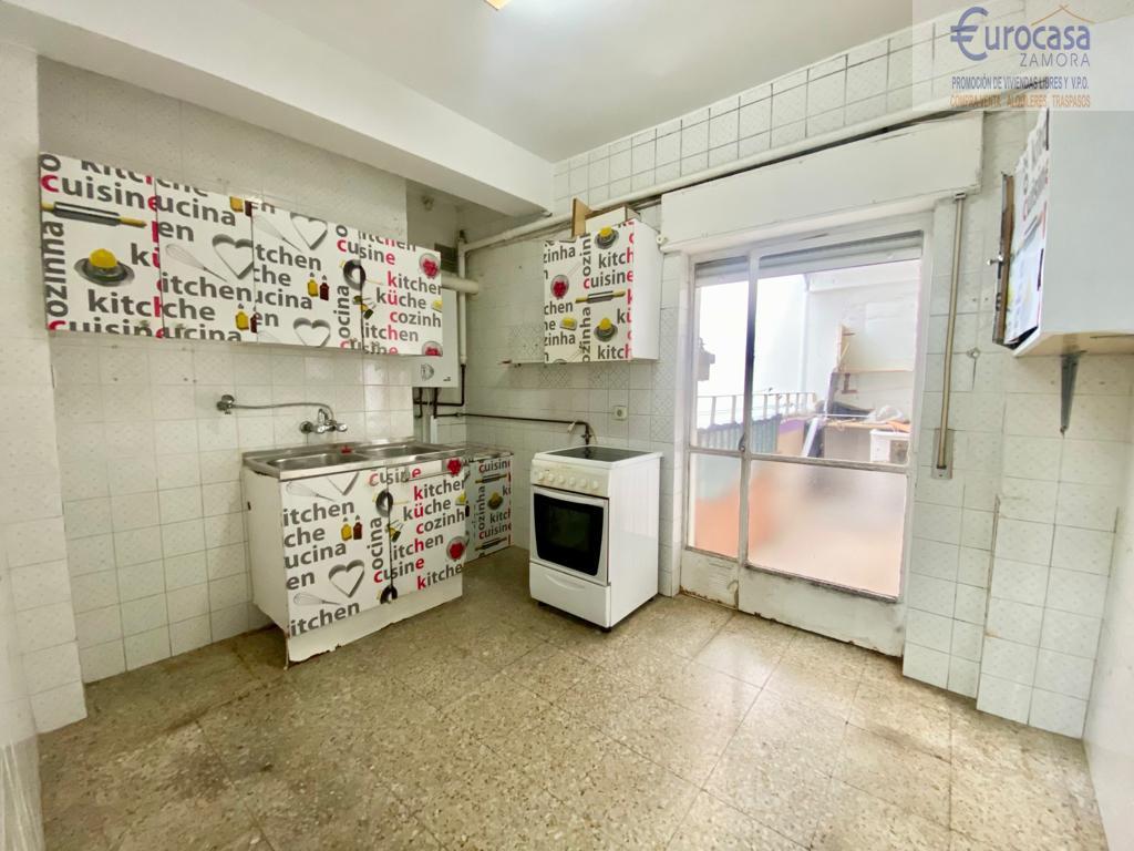 For sale of flat in Zamora