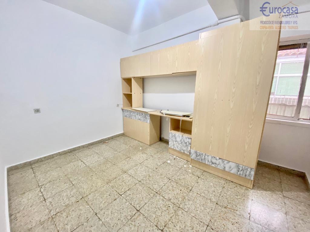 For sale of flat in Zamora