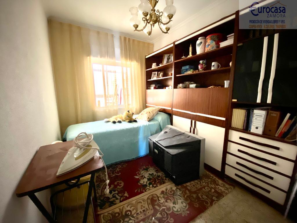 For sale of flat in Zamora