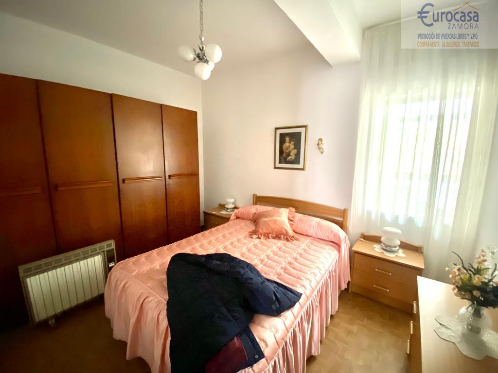 For sale of flat in Zamora