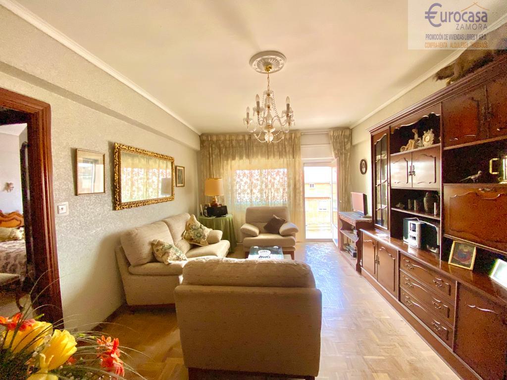 For sale of flat in Zamora