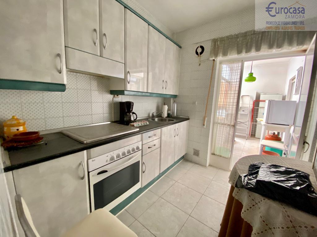 For sale of flat in Zamora