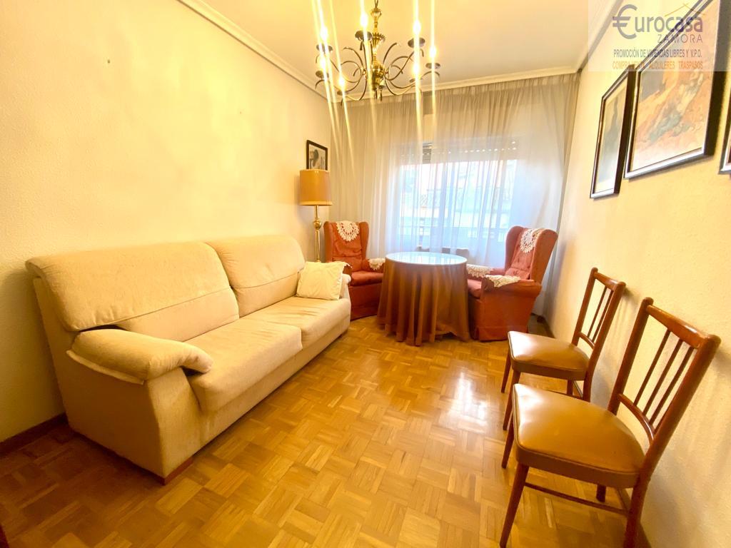 For sale of flat in Zamora