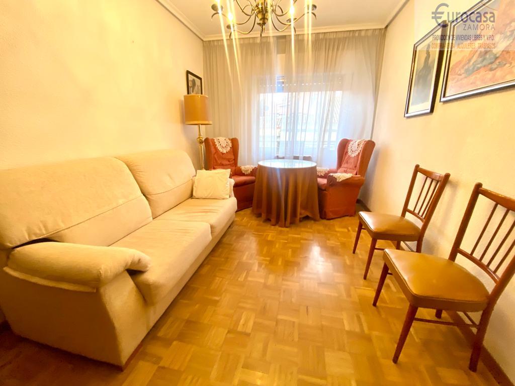 For sale of flat in Zamora