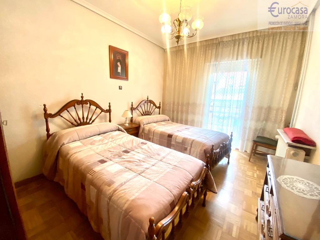 For sale of flat in Zamora