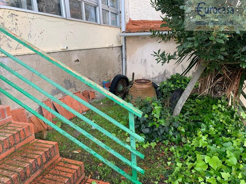 For sale of house in Entrala