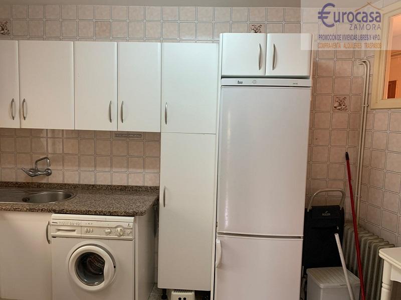 For sale of house in Entrala