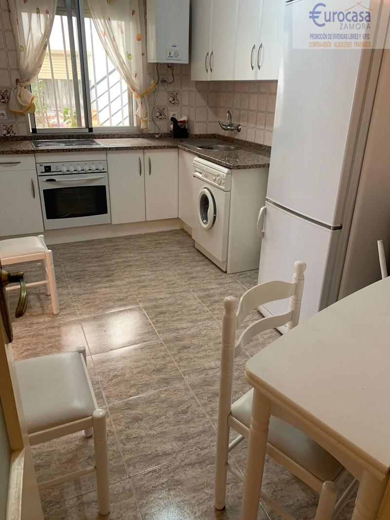 For sale of house in Entrala