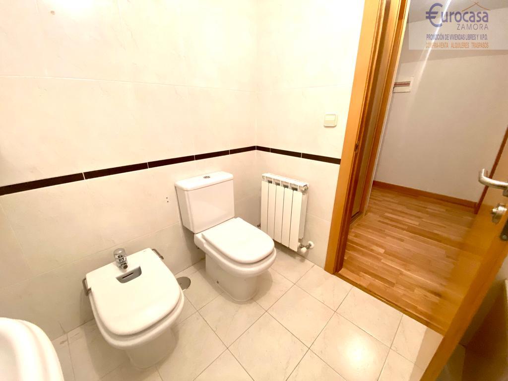 For sale of apartment in Zamora