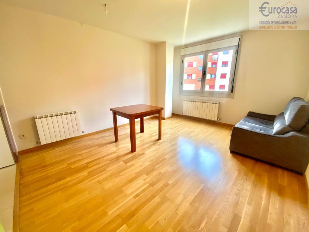 For sale of apartment in Zamora