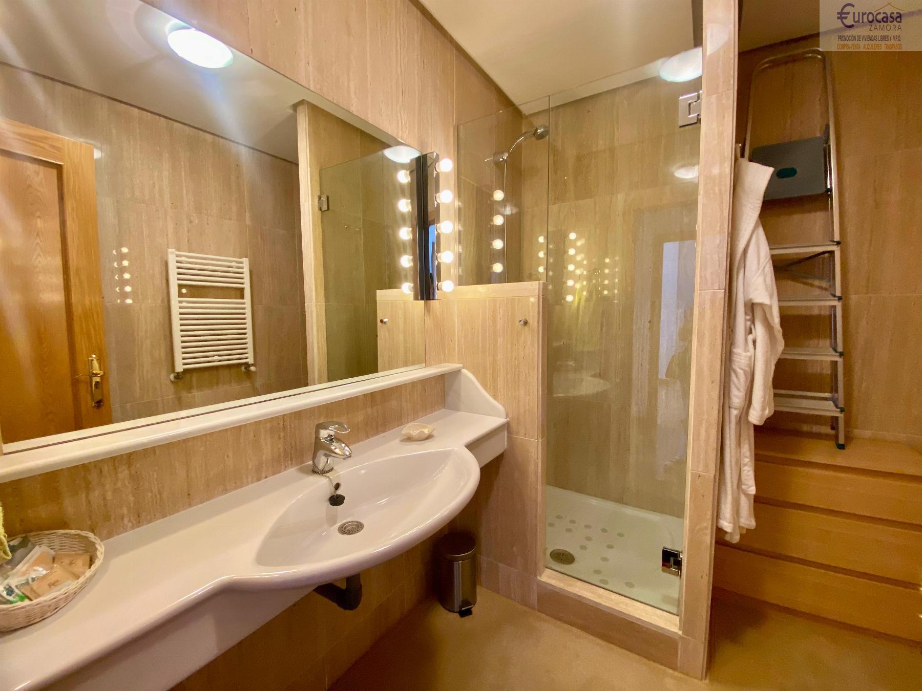 For sale of apartment in Zamora