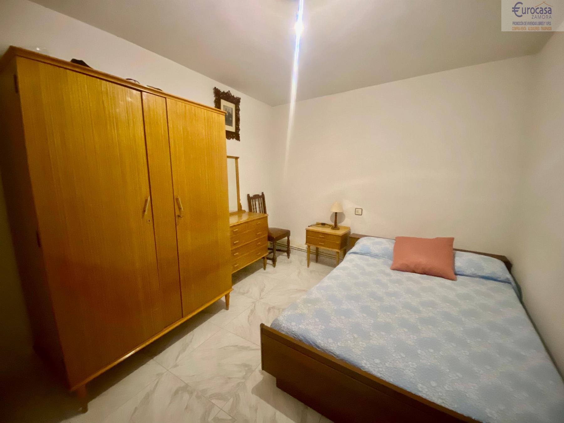 For sale of house in Coreses