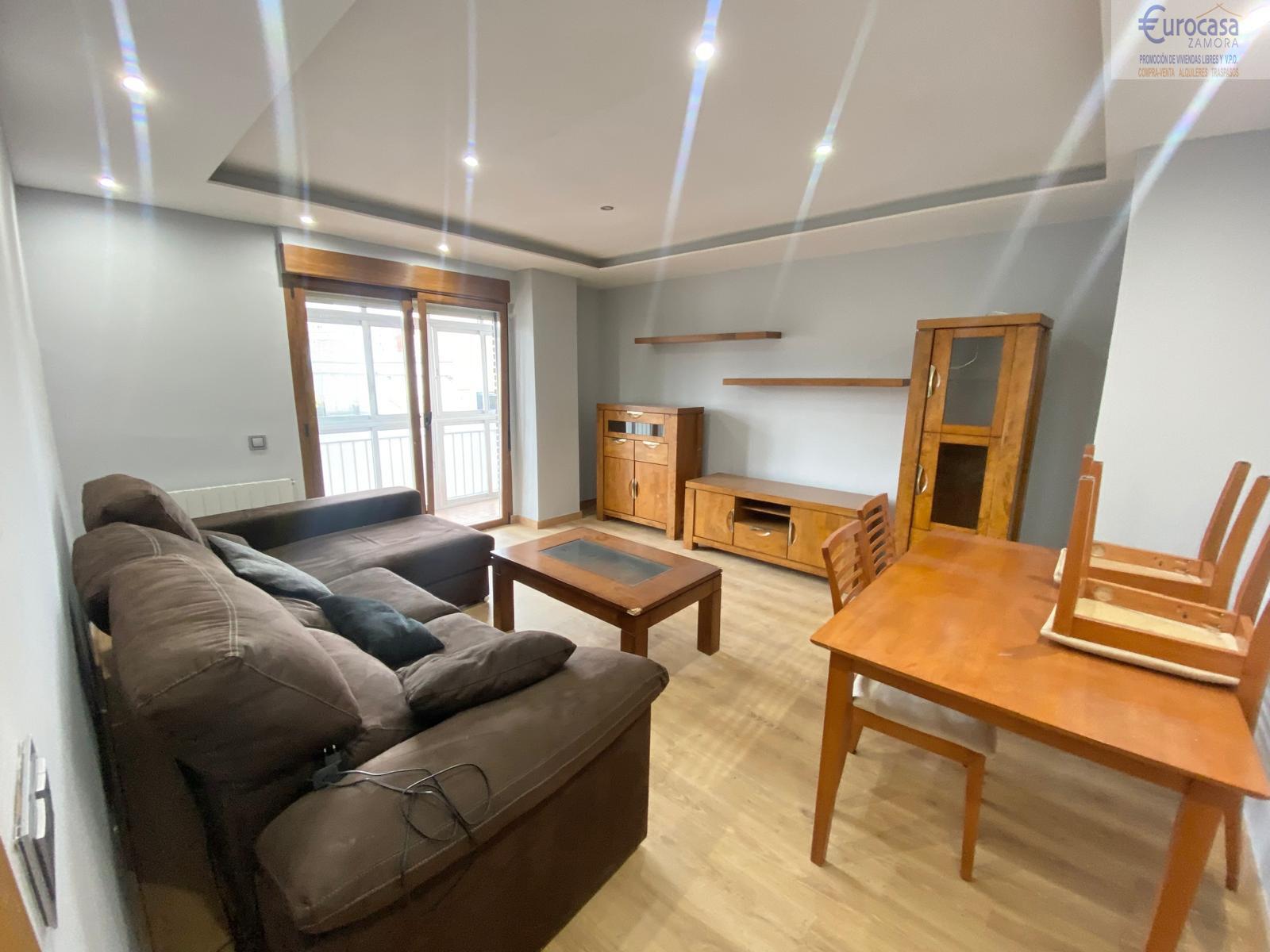 For sale of flat in Zamora