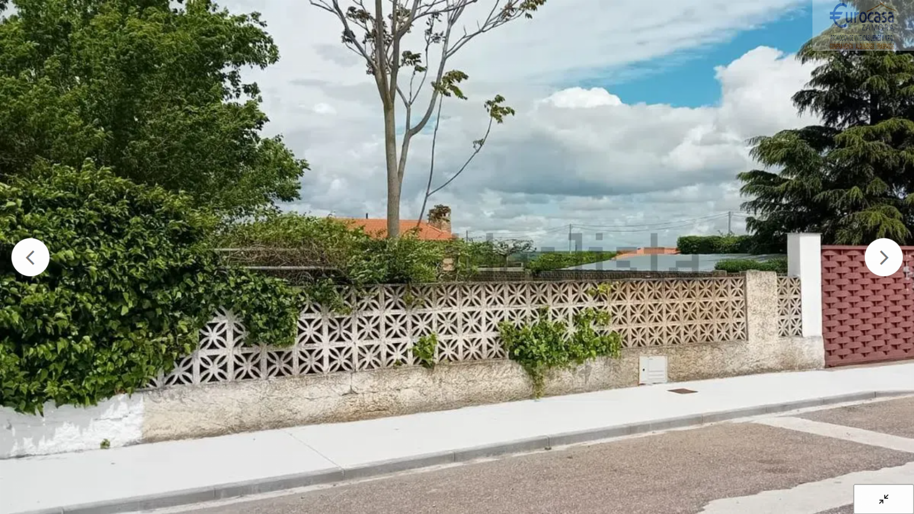 For sale of land in Villaralbo