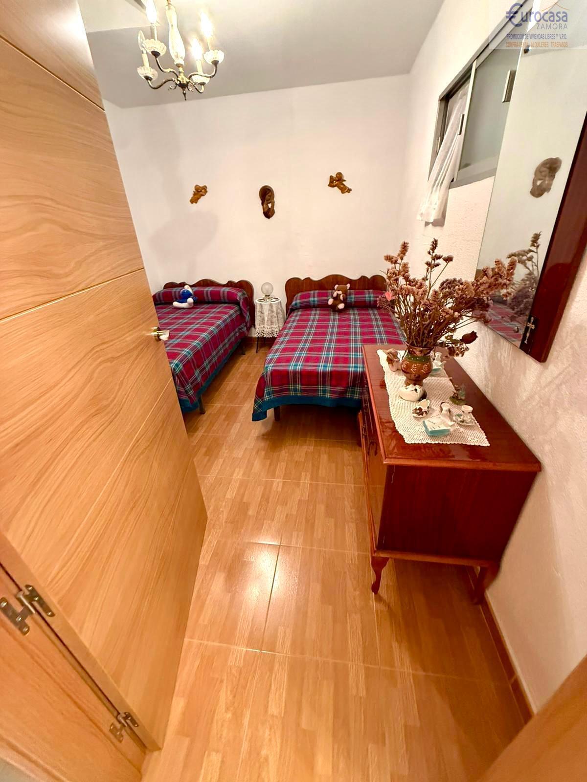 Venta de casa en Villaralbo