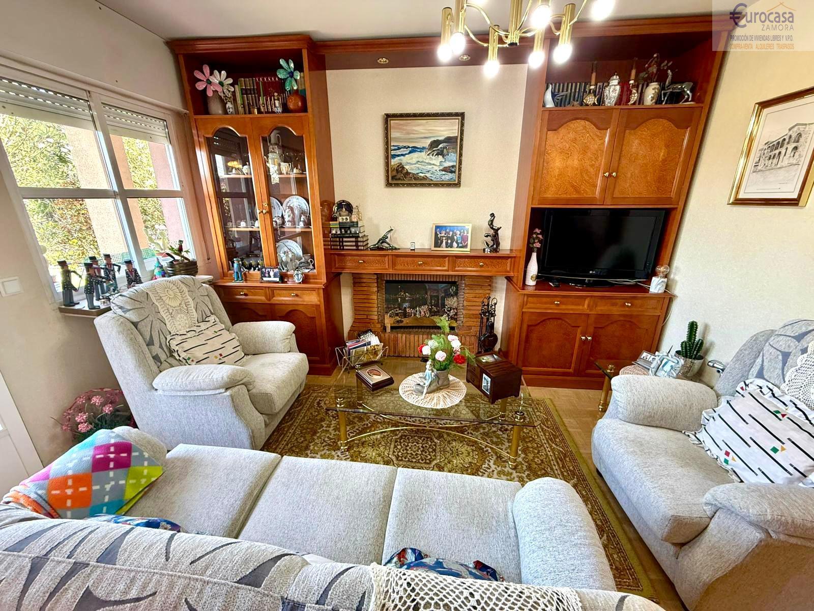 Venta de chalet en Villaralbo