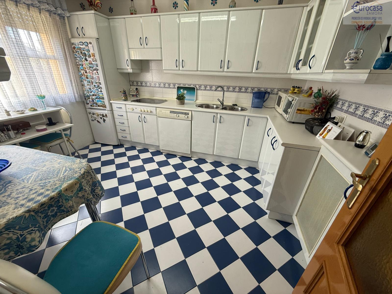 Venta de chalet en Villaralbo