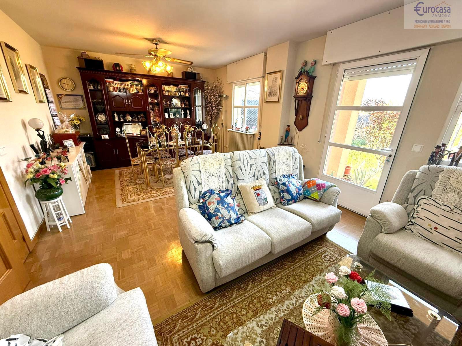 Venta de chalet en Villaralbo