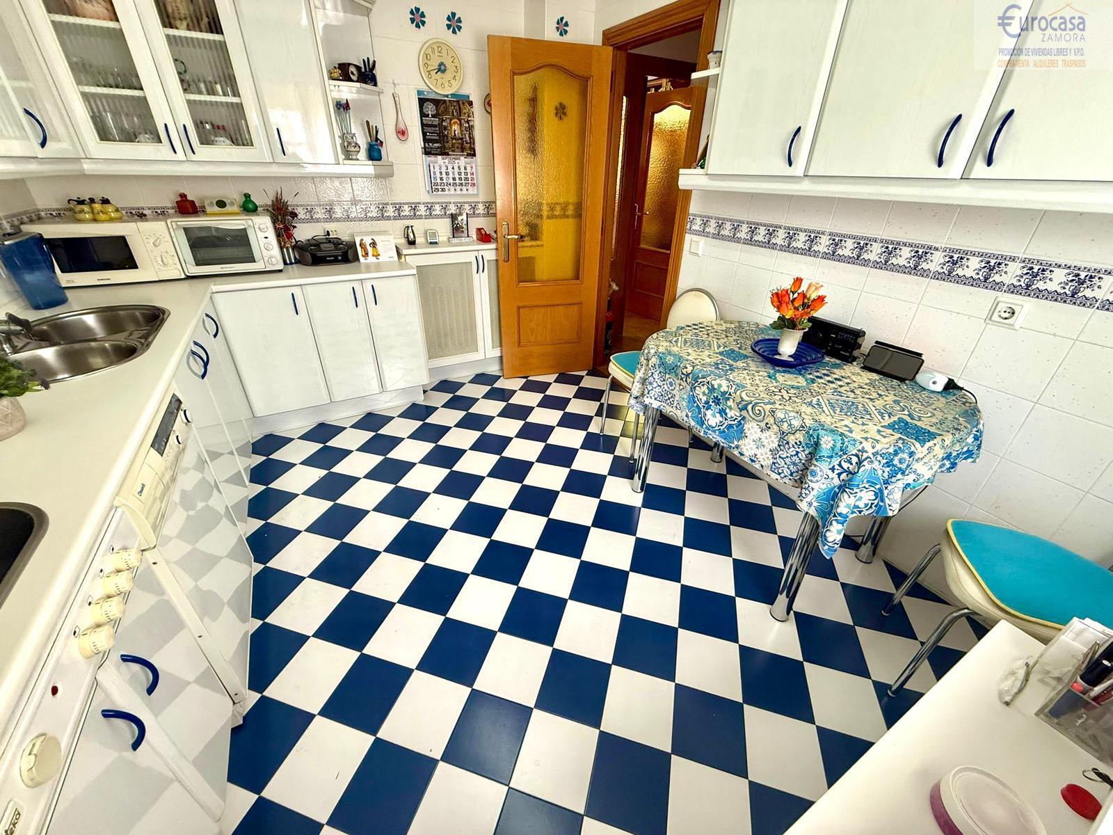 Venta de chalet en Villaralbo