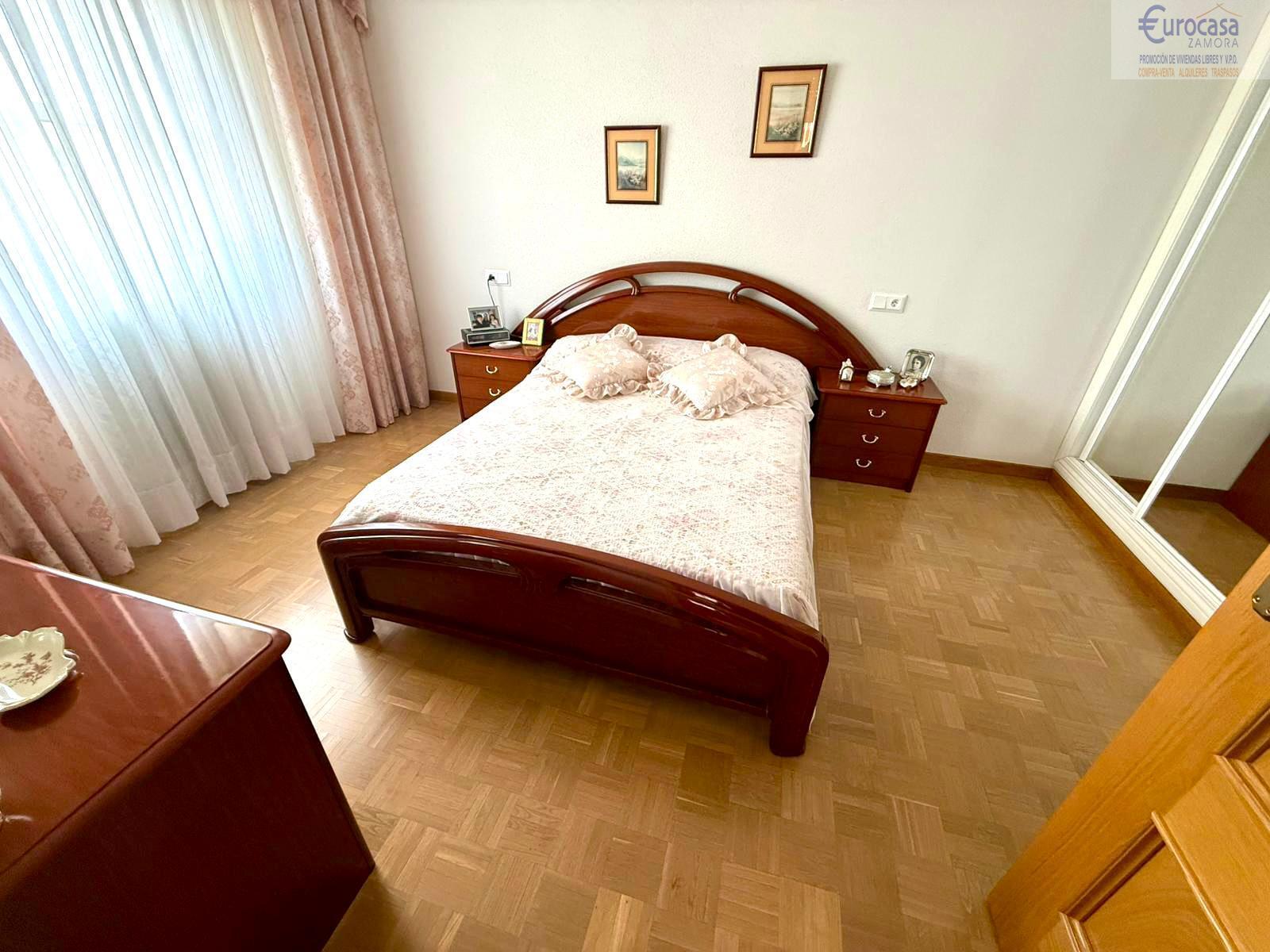 Venta de chalet en Villaralbo