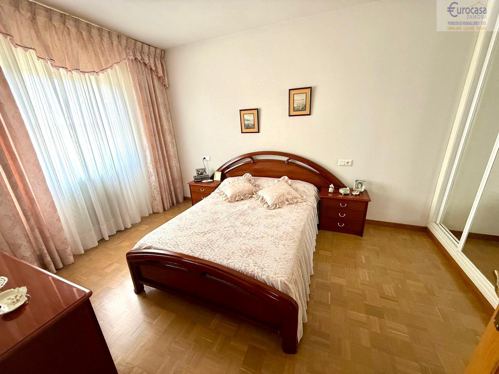 Venta de chalet en Villaralbo