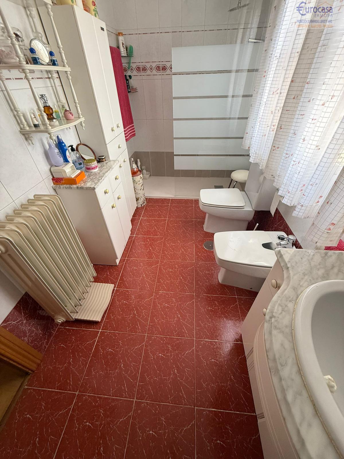 Venta de chalet en Villaralbo