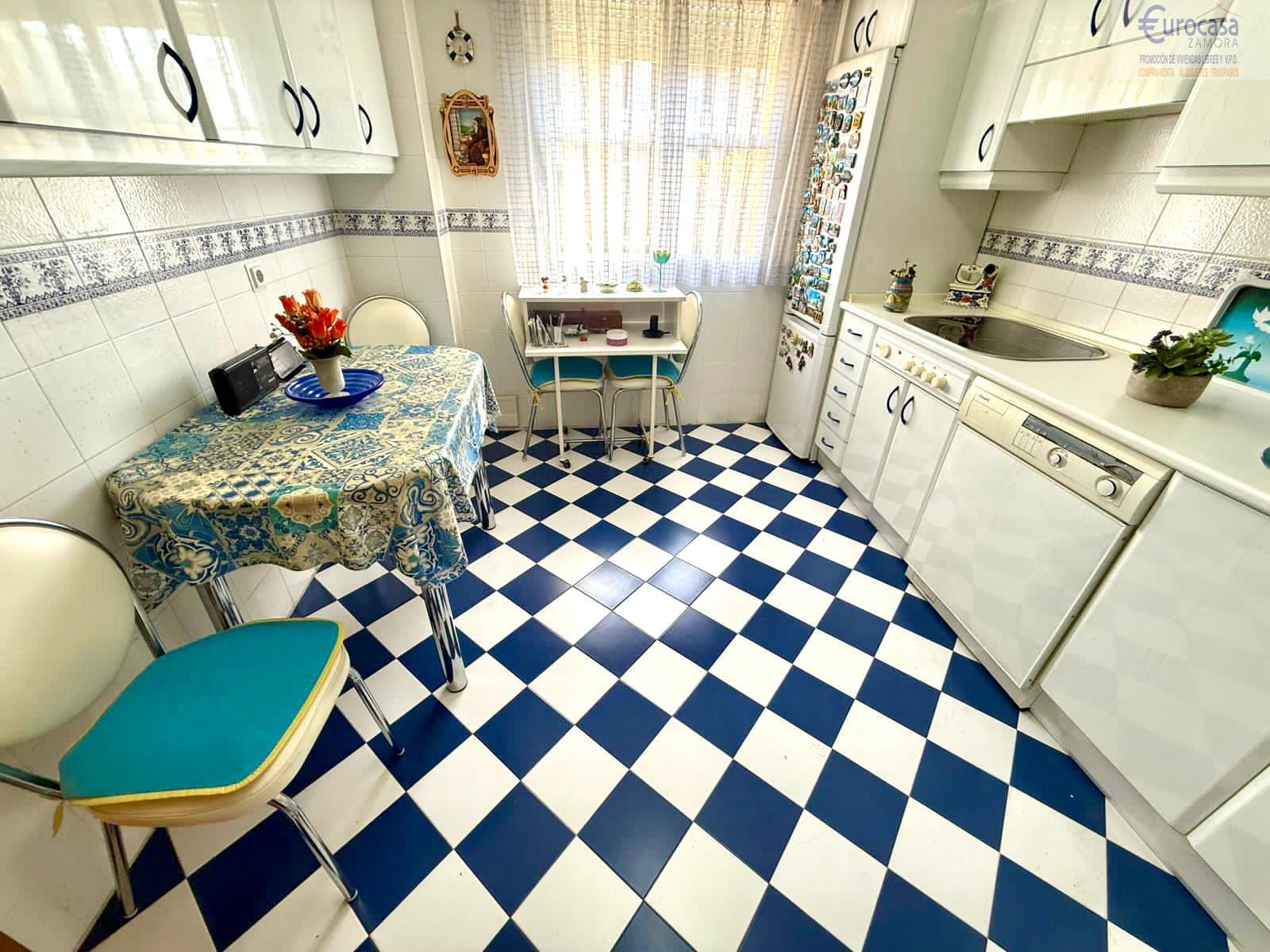 Venta de chalet en Villaralbo