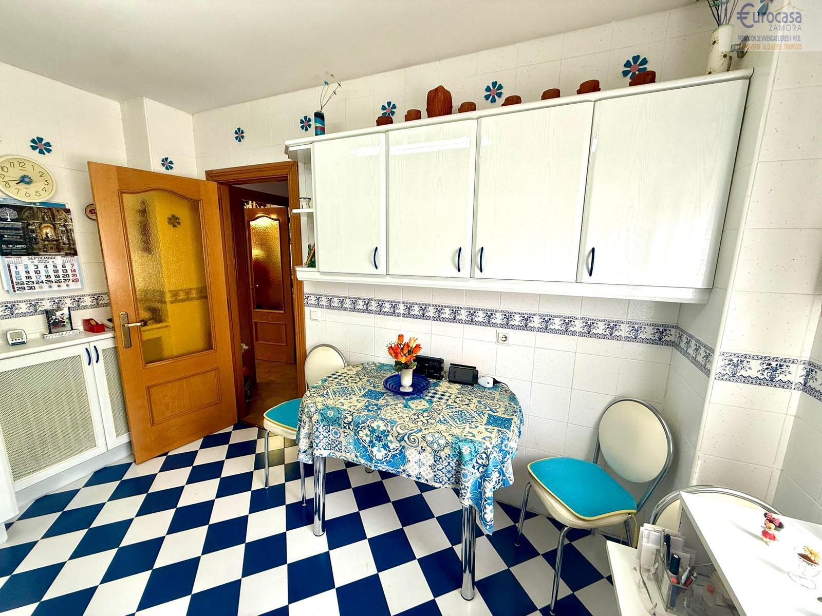 Venta de chalet en Villaralbo