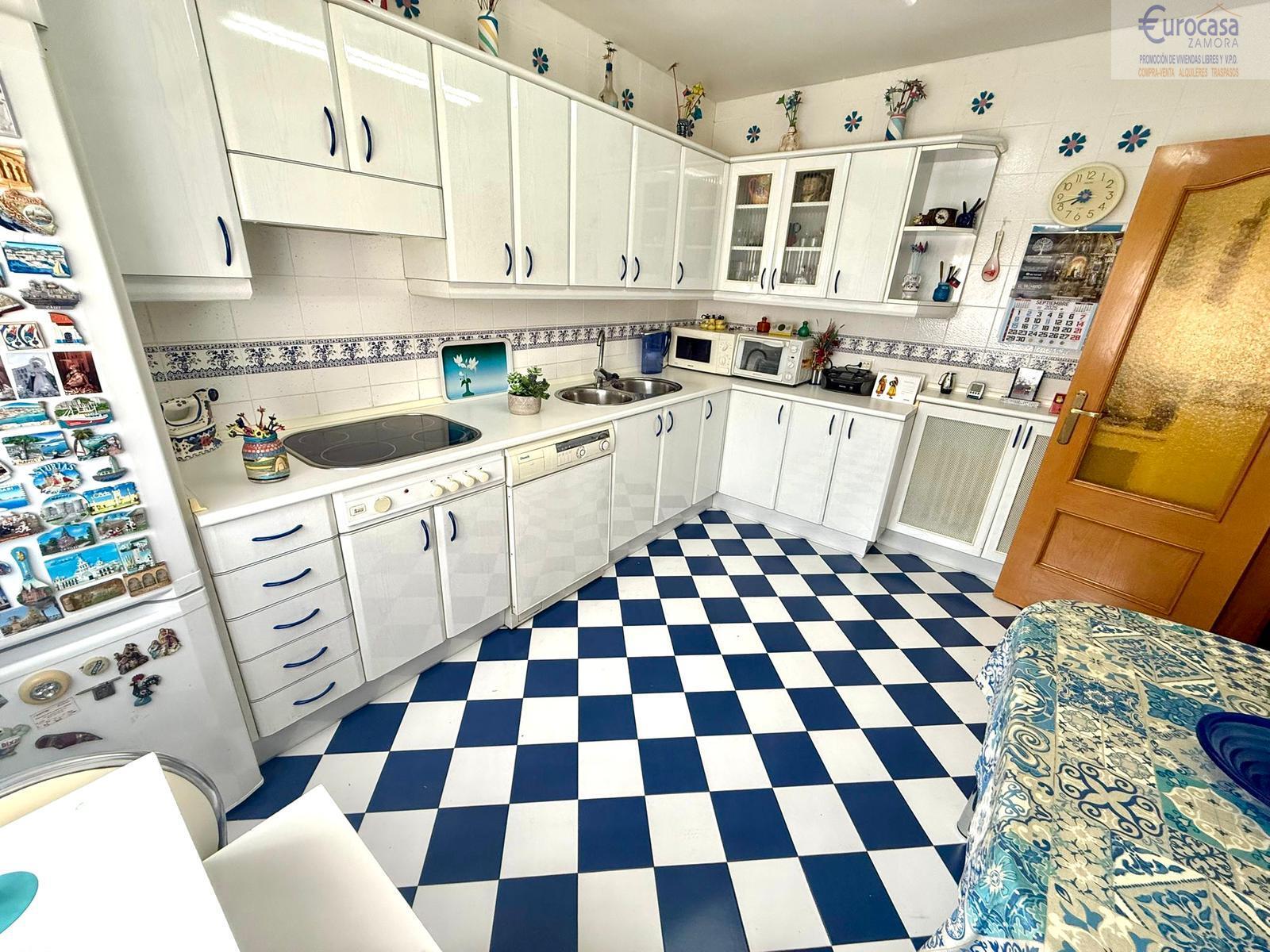 Venta de chalet en Villaralbo